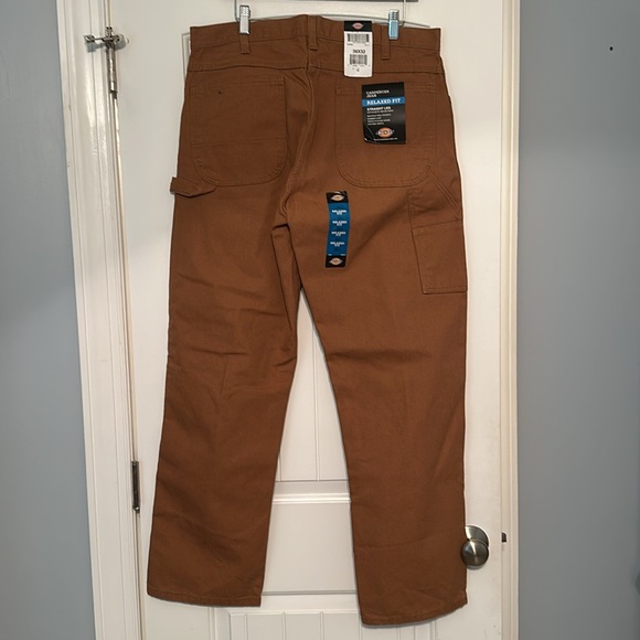 Men’s NWT Dickies carpenter jeans - Picture 2 of 3